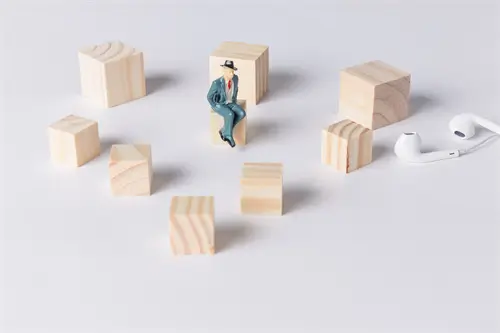 电脑上画美术用什么软件